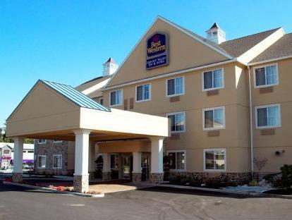Fairfield By Marriott & Lebanon Valley Hotel 3*